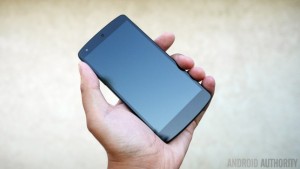 Google-Nexus-5-black-aa-1-645x363