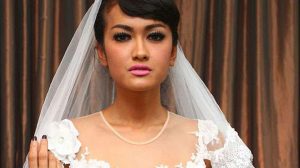 015401_923612_Julia_Peres_JP_besar