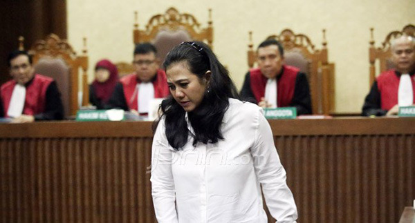 160417_19870_damayanti_sidang