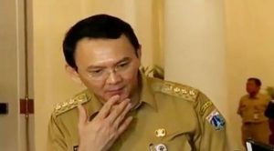 046556500_1474892374-ahokk