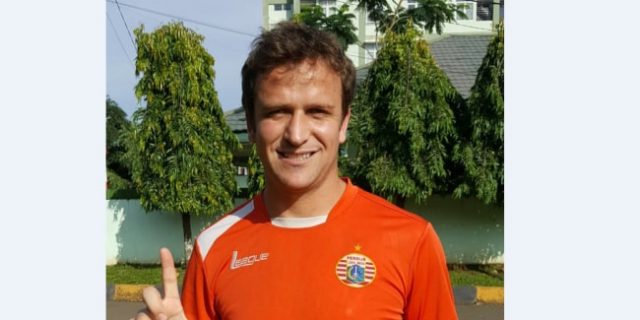 Persija Bertabur Pilihan Striker Asing