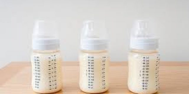 Tips Membersihkan Botol Susu Bayi