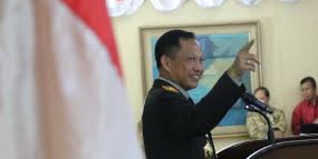 Tewasnya Santoso Diharapkan Lumpuhkan Kekuatan Terorisme di Indonesia Juli 20, 2016 14:23